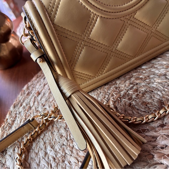 Tory Burch Fleming Mustard wallet Crossbody Bag - Picture 2 of 7